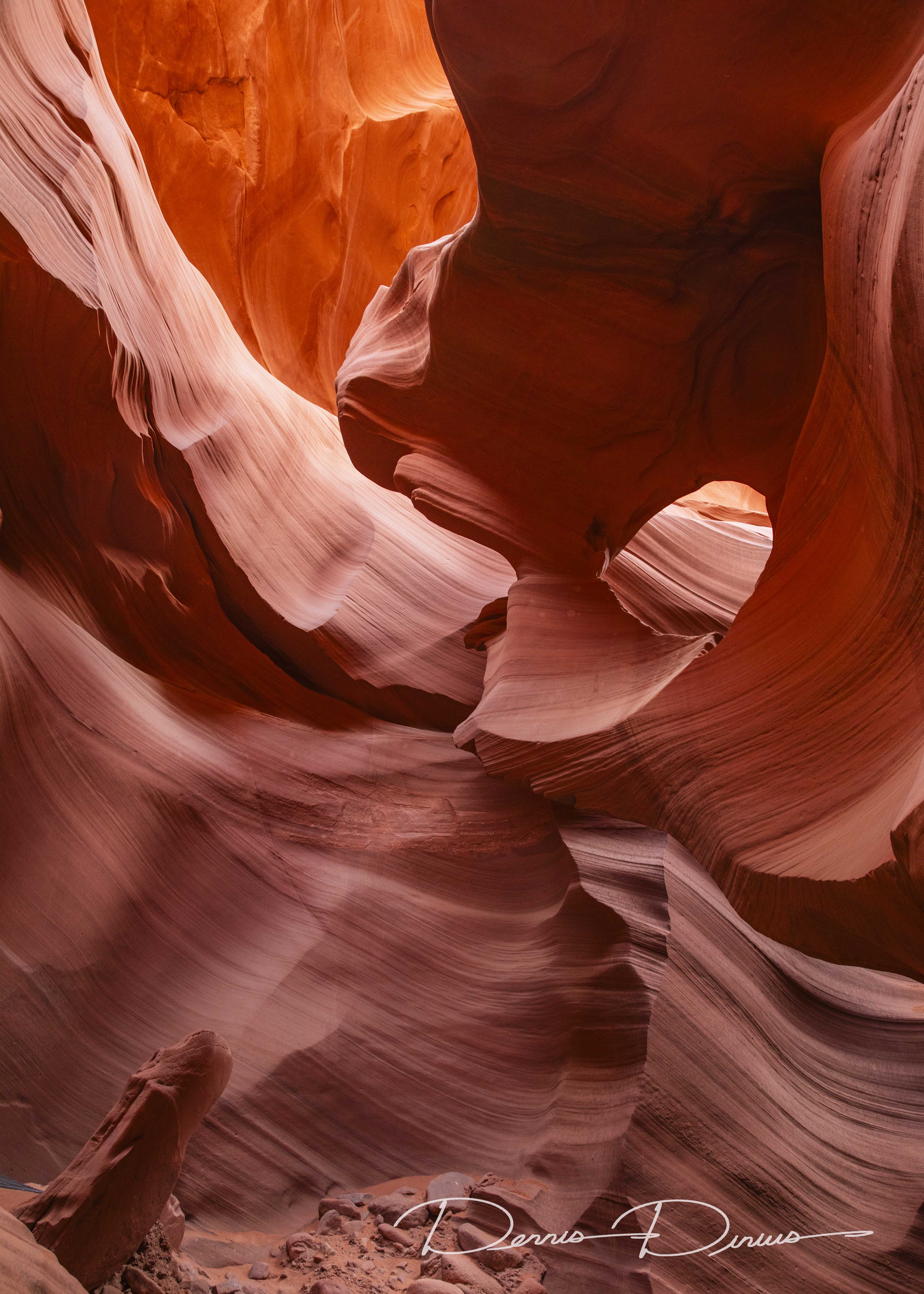 2025-0821-8709-UpperAntelopeCanyon-lr.jpg